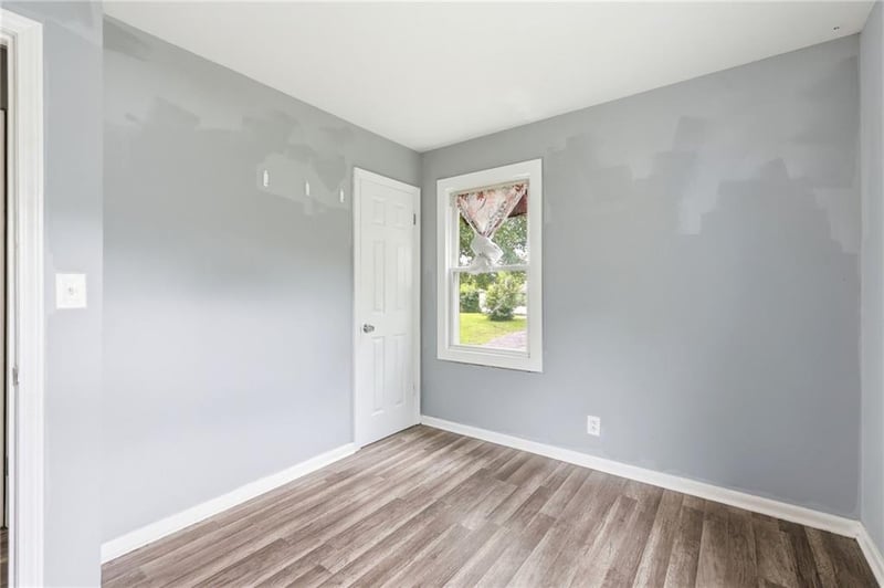 10013 Bellaire Ave, Kansas City, MO 64134