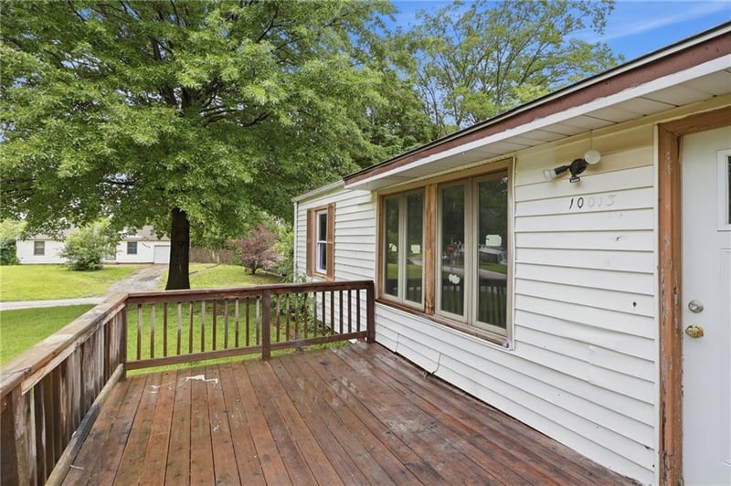 10013 Bellaire Ave, Kansas City, MO 64134