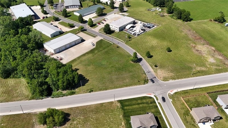 400 Powell Dr, Oak Grove, MO 64075