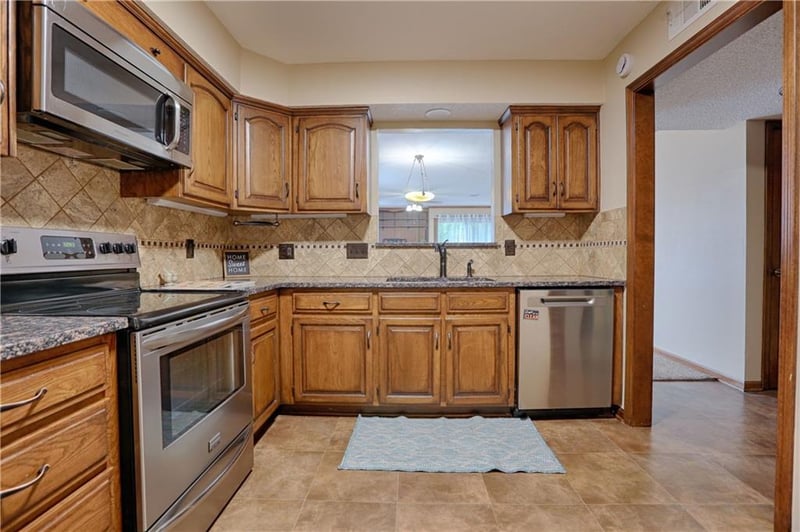 303 Partridge Ave #G, Independence, MO 64055