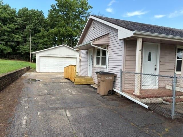 1605 6th St, Atchison, KS 66002