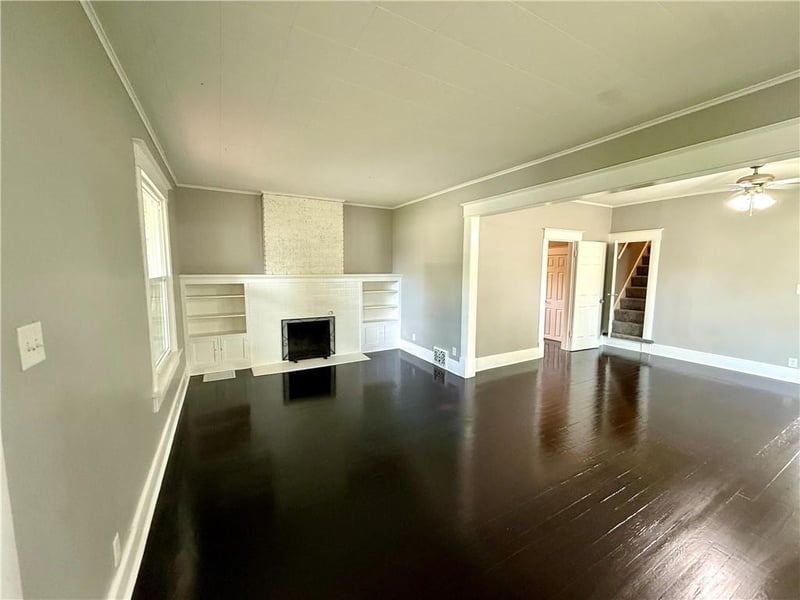 305 31st St, St Joseph, MO 64501