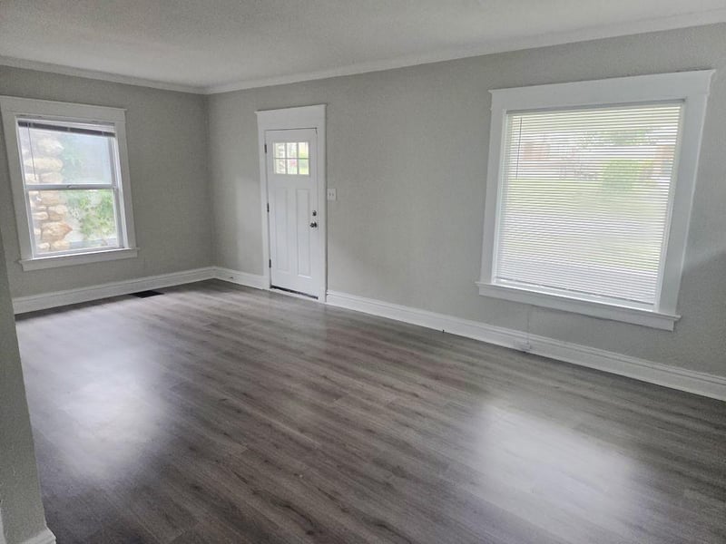 4306 Highland Ave, Kansas City, MO 64110