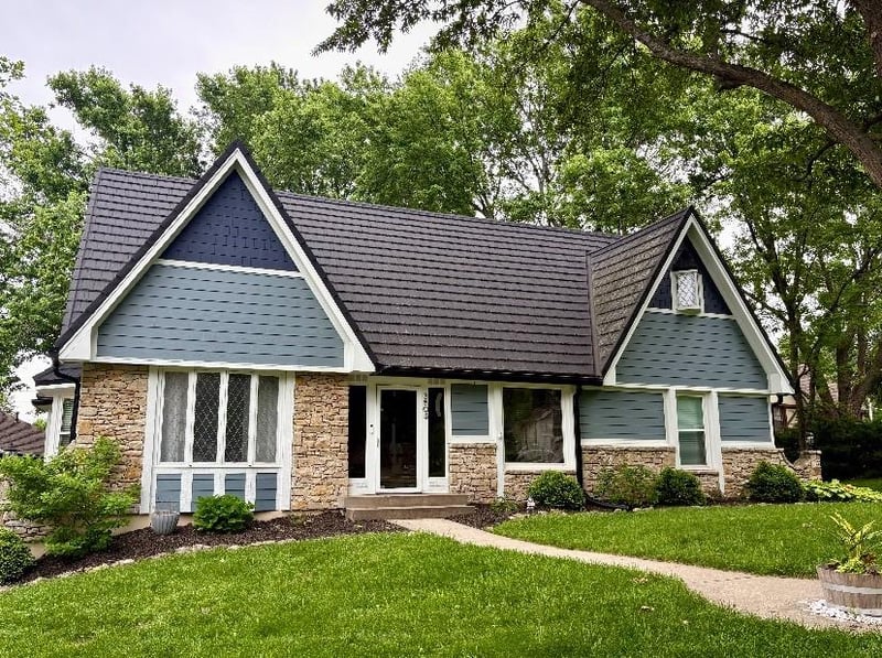 3503 Beechwood Cir, Lee's Summit, MO 64064