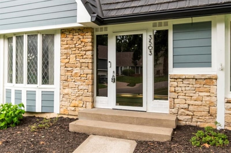 3503 Beechwood Cir, Lee's Summit, MO 64064