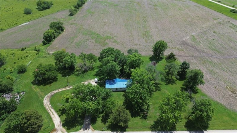 36475 407th St, Lane, KS 66042