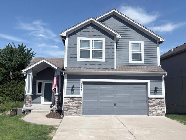 12621 Charlotte St, Kansas City, MO 64146