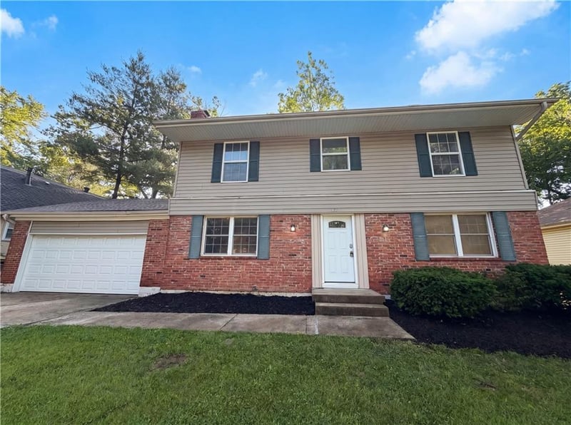 5243 Lydia Ave, Kansas City, MO 64118
