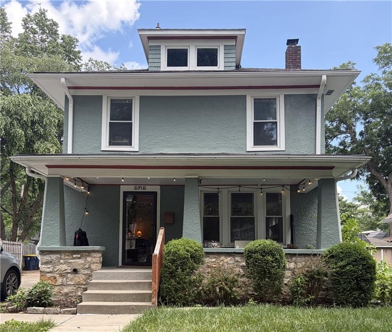 5915 Holmes St, Kansas City, MO 64110