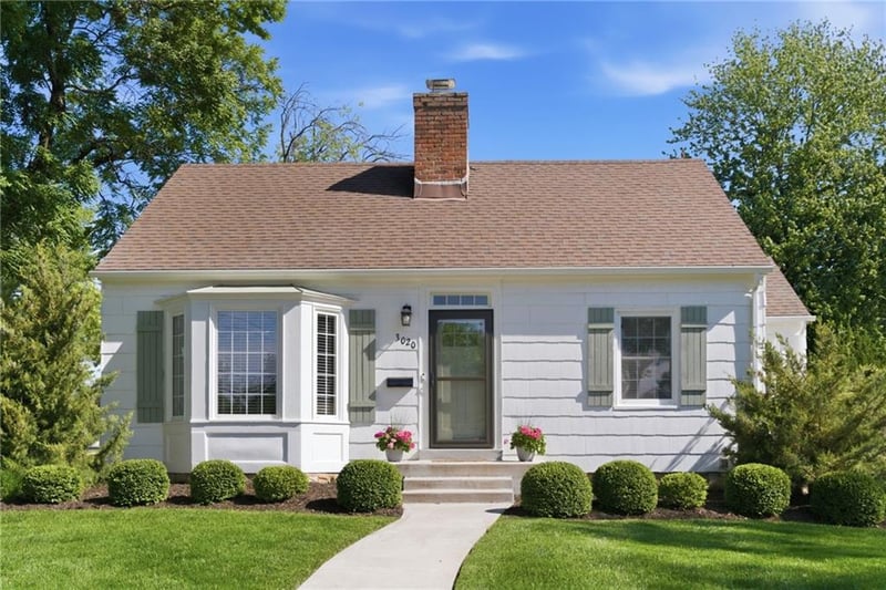 3020 47th Ter, Westwood, KS 66205