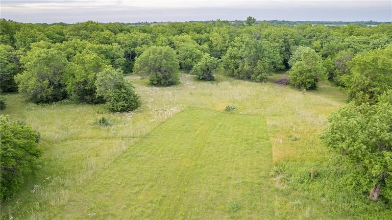 10189 Saddle Creek Lot 12 Dr, Harveyville, KS 66431