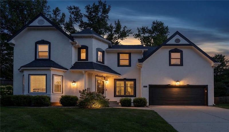 3027 57th Ter, Kansas City, MO 64151