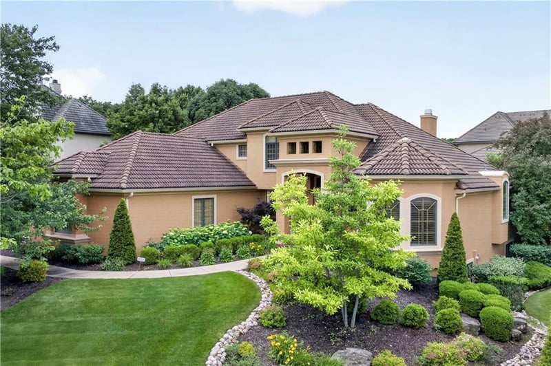 14704 Juniper St, Leawood, KS 66224