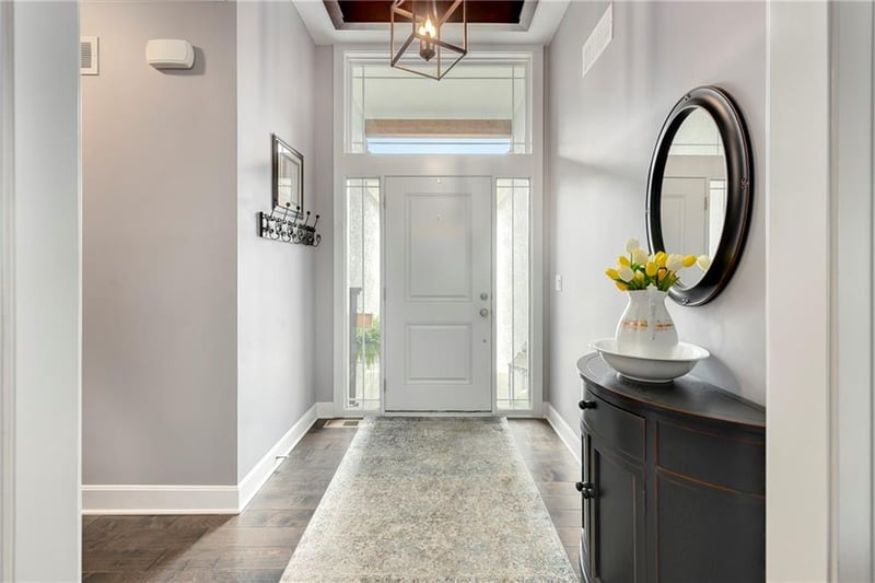 2821 Jennifer Dr, Lee's Summit, MO 64063