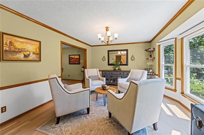 8400 Acuff Ln, Lenexa, KS 66215