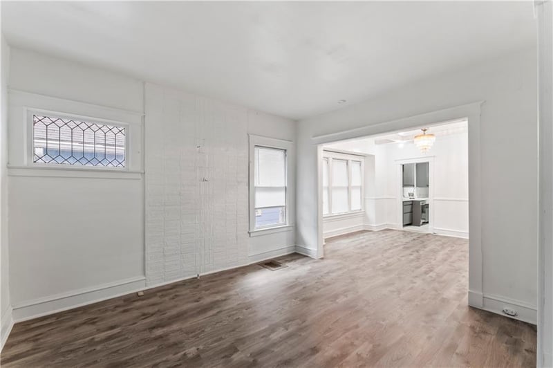 4328 Terrace St, Kansas City, MO 64111