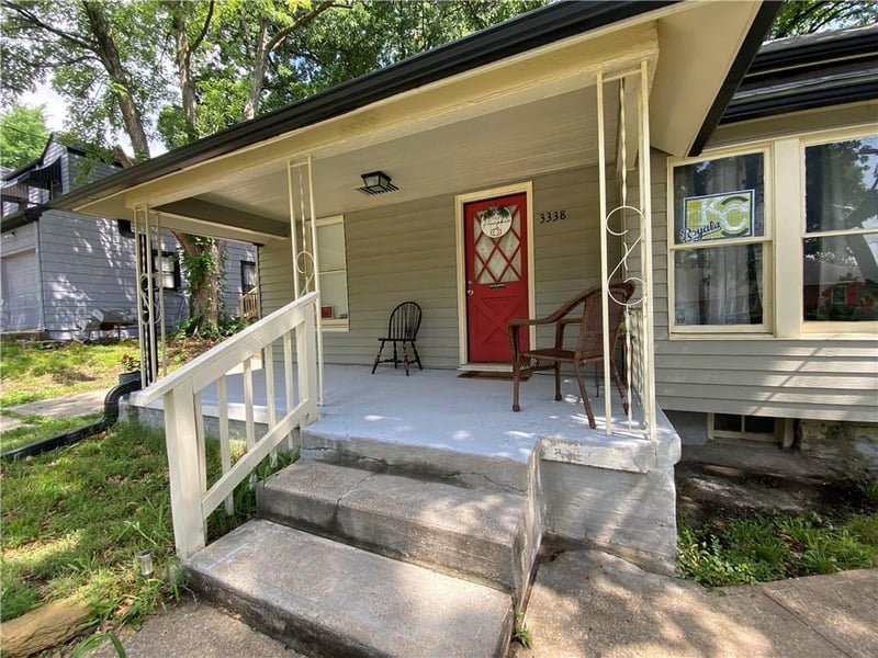 3338 68th St, Kansas City, MO 64132