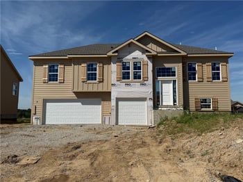 10148 N Brighton Ave, Kansas City, MO 64156