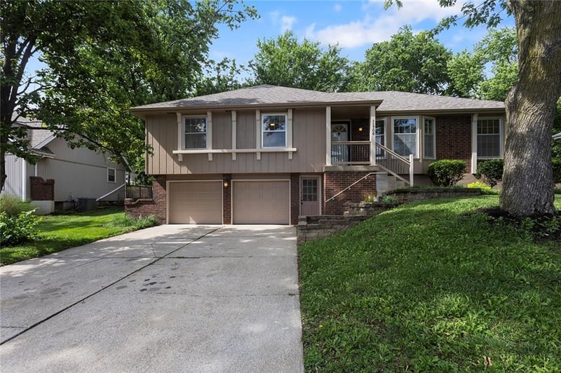 11706 62nd Ter, Kansas City, MO 64133