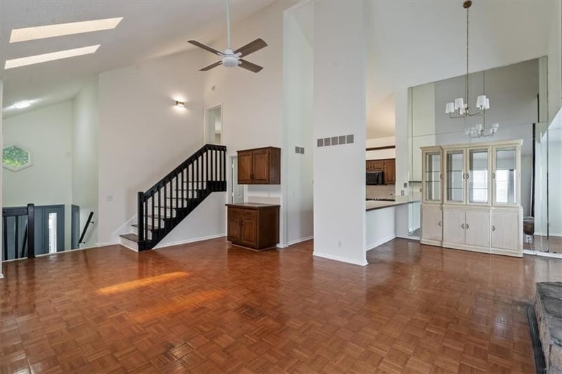 12015 Mackey St, Overland Park, KS 66213