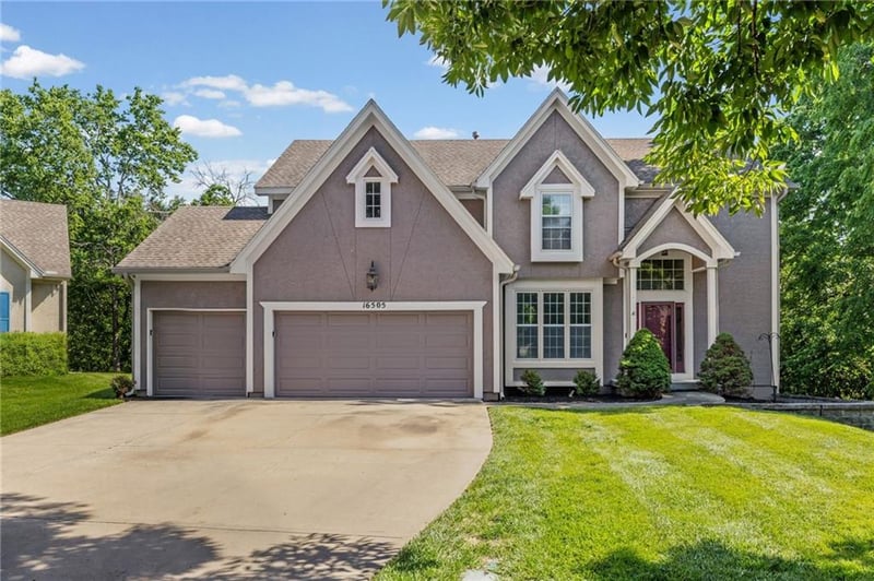 16505 80th Ter, Lenexa, KS 66219