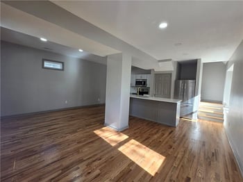 4333 Tracy Ave, Kansas City, MO 64110