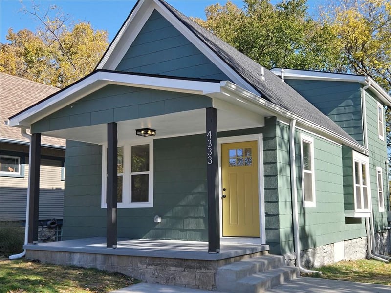 4333 Tracy Ave, Kansas City, MO 64110