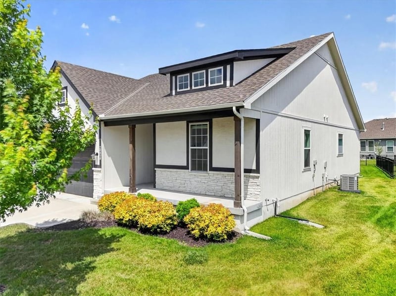 20858 190th Pl, Spring Hill, KS 66083