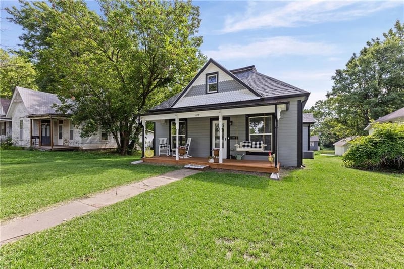 619 Main St, Ottawa, KS 66067