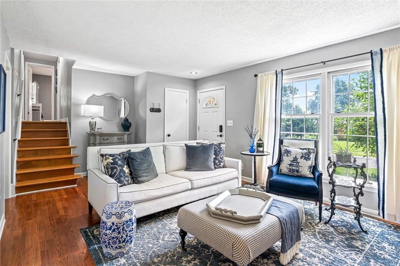 7508 95th Ter, Overland Park, KS 66212