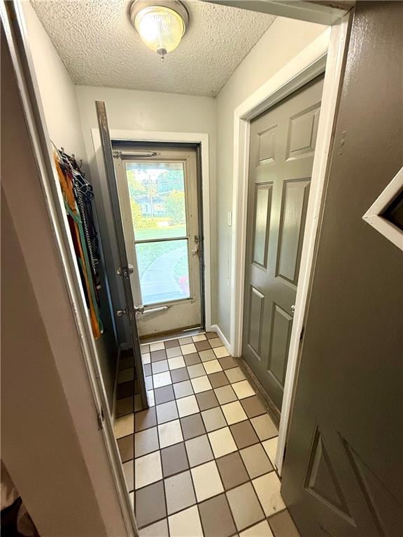 3127 Gene Field Rd, St Joseph, MO 64506