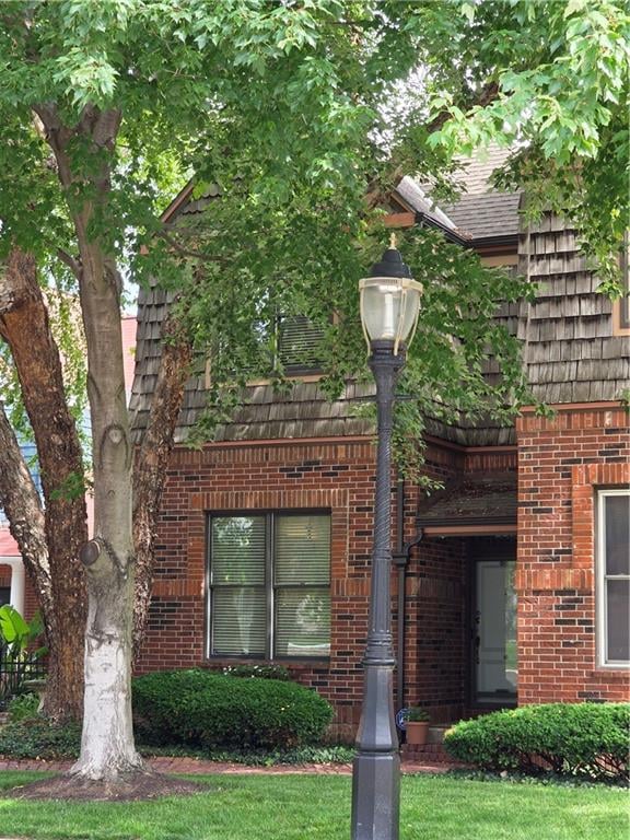 110 30th St, Kansas City, MO 64108