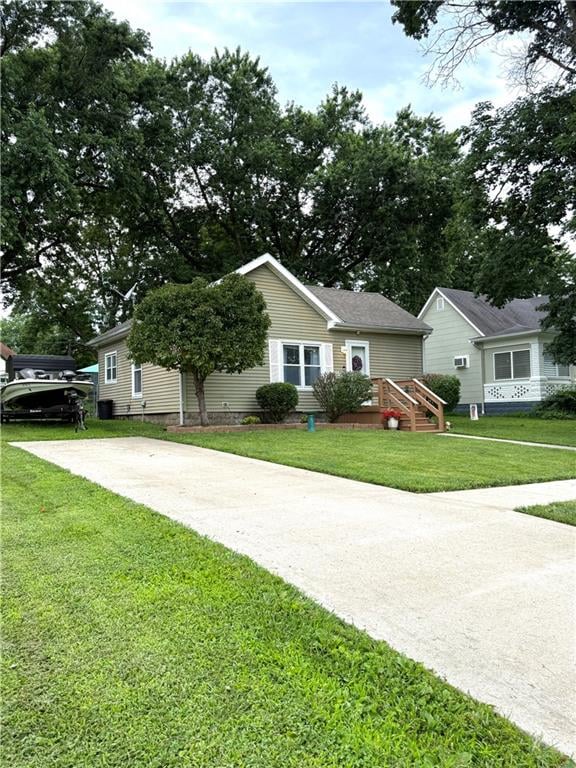 815 Meade St, Brookfield, MO 64628
