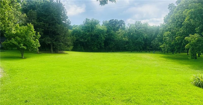 755 1851st Diagonal Rd, Lecompton, KS 66050