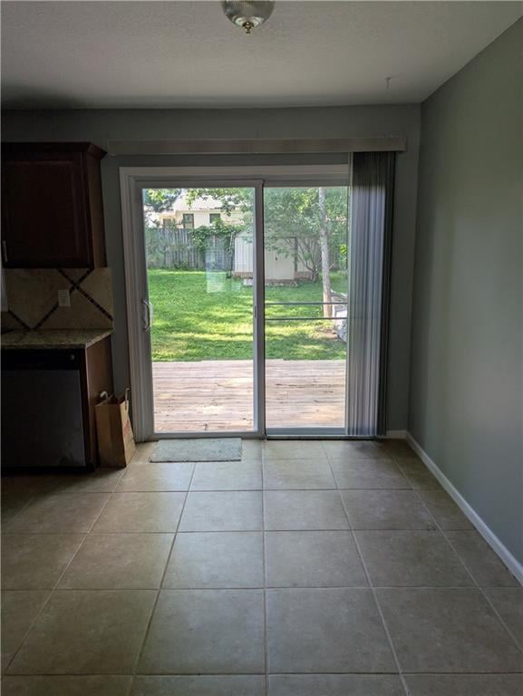 6712 72nd St, Overland Park, KS 66204
