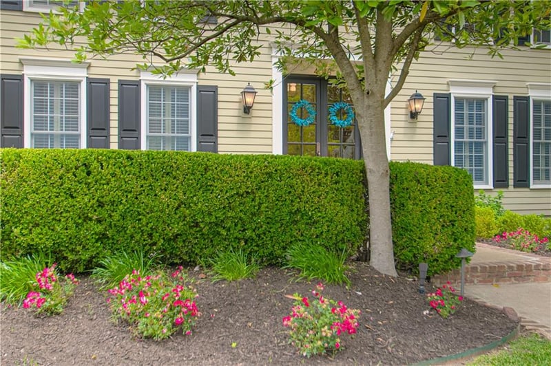 4016 W 124th St, Leawood, KS 66209