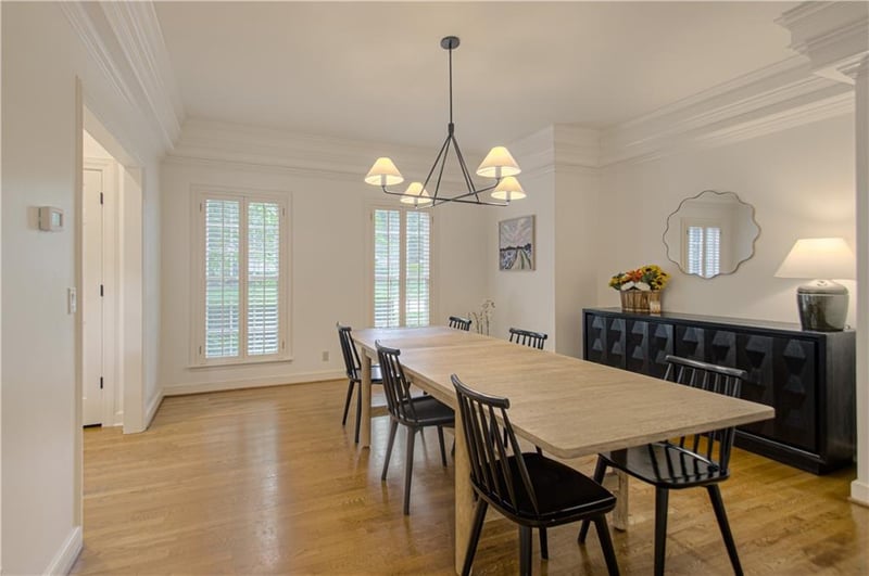 4016 W 124th St, Leawood, KS 66209