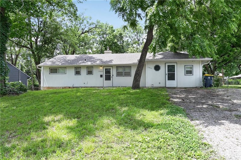 7802 112 St, Kansas City, MO 64134