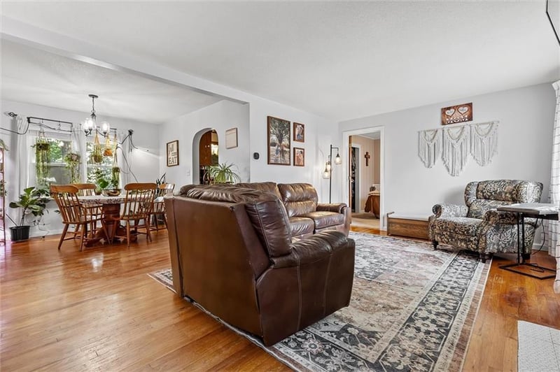 111 Northview Dr, Excelsior Springs, MO 64024