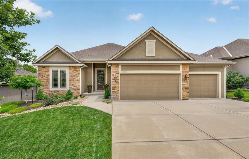 12255 Belmont Dr, Platte City, MO 64079