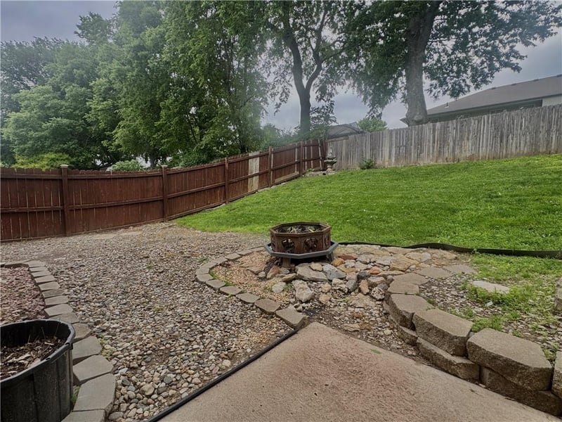 19309 Lynchburg Pl N/A, Independence, MO 64058