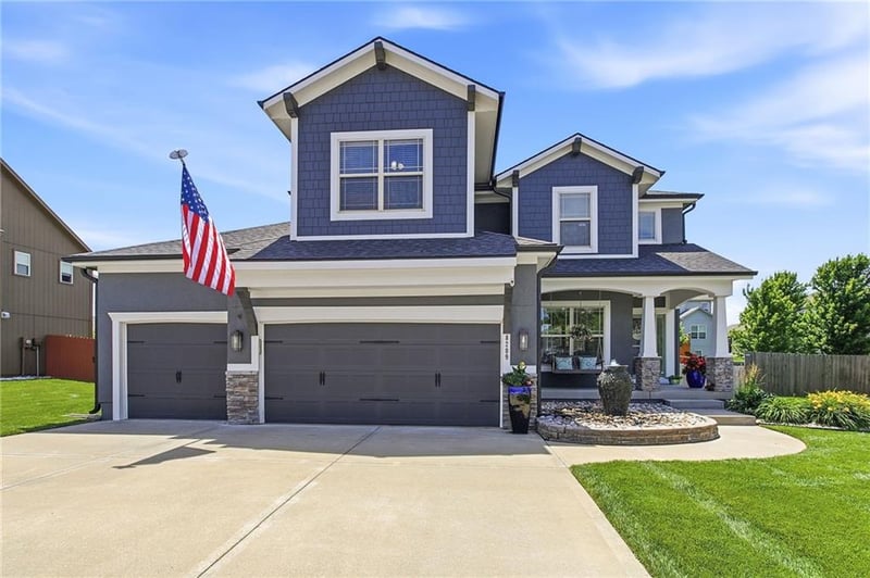 8209 103rd St, Kansas City, MO 64157