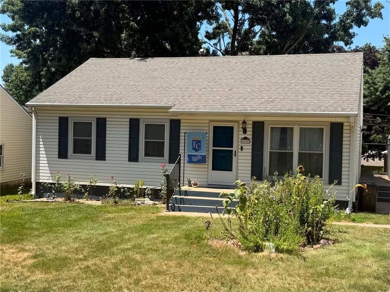 2600 Cardinal Ln, St Joseph, MO 64503