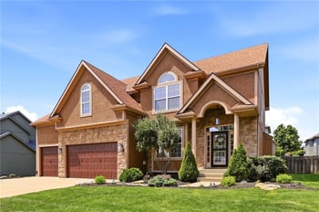 2210 NE 109th Ter, Kansas City, MO 64155