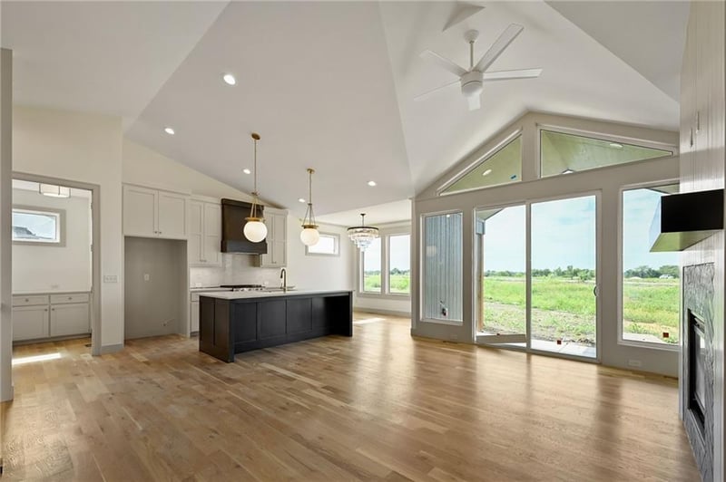 1223 Larkspur Pl, Raymore, MO 64083