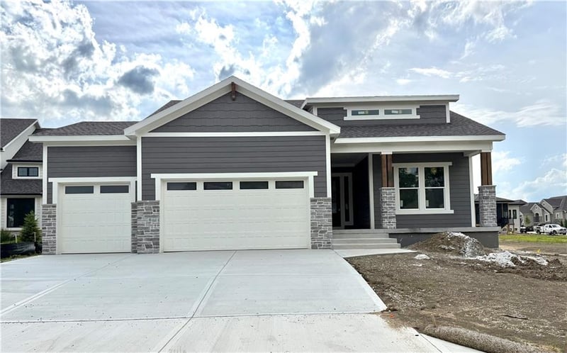 12713 174th St, Overland Park, KS 66221