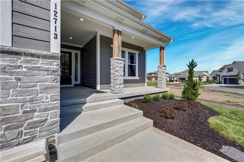 12713 W 174th St, Overland Park, KS 66221