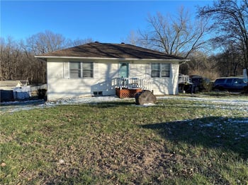 5601 Meadowbrook Rd, Kansas City, MO 64119