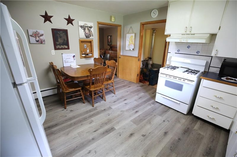 314 N 2nd St, Jasper, MO 64755