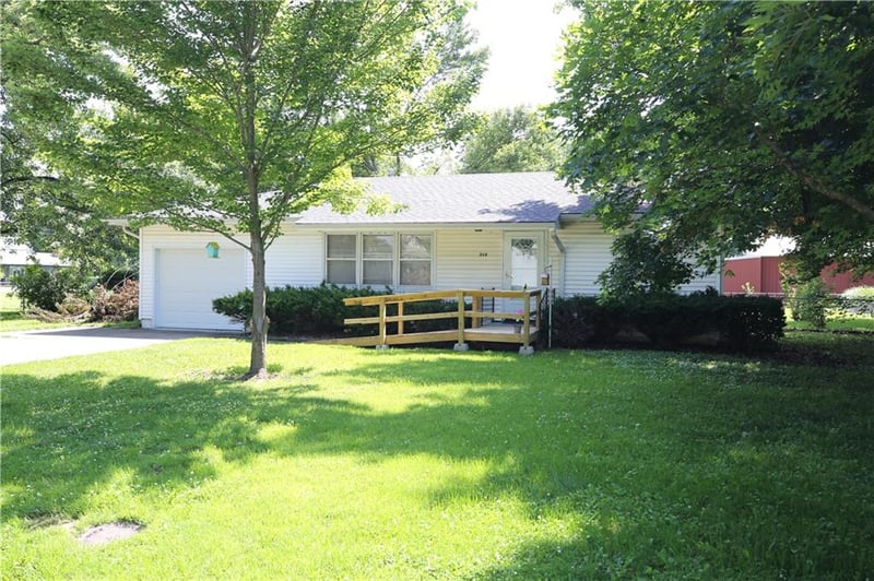 314 N 2nd St, Jasper, MO 64755